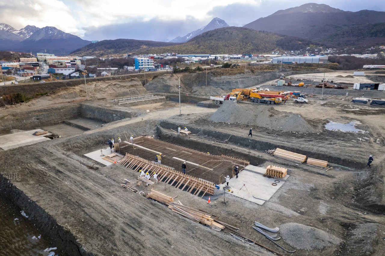 Obra usina termoeléctrica Ushuaia
