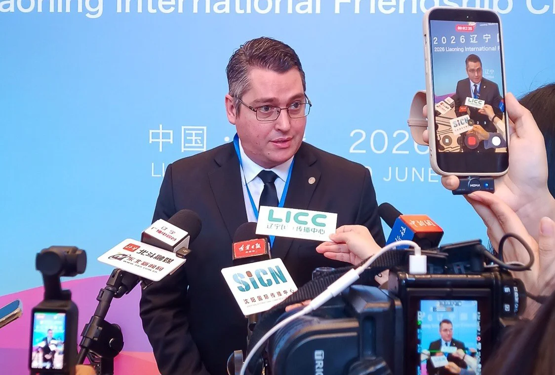 Martín Pérez en China